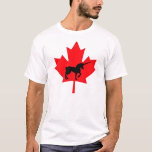 Kanadischer schwarzer Unicorn-T - Shirtsonderbares T-Shirt