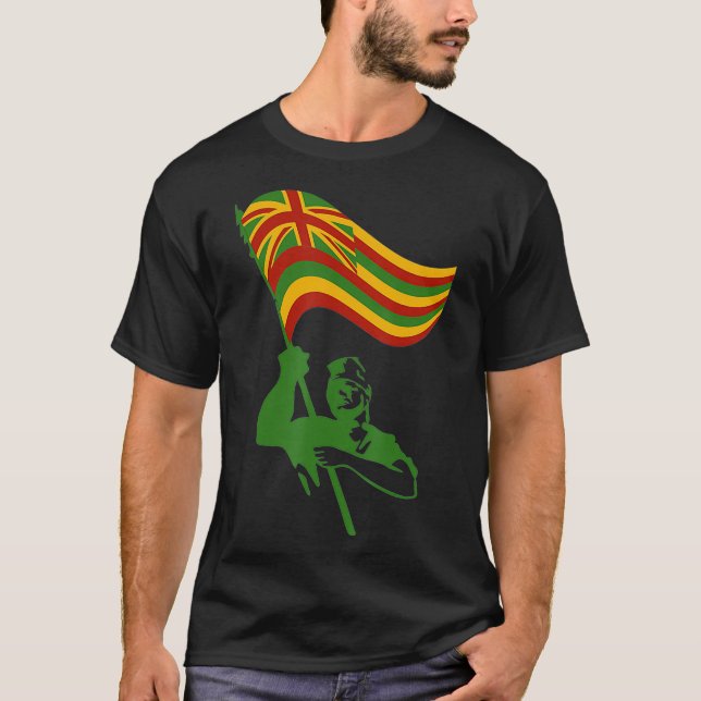 Kanaka Maoli King Kamehameha Waving Flag T-Shirt (Vorderseite)