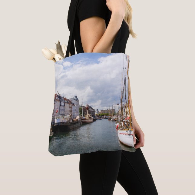 Kanal mit Booten| Kopenhagen Tasche (Von Nahem)