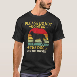 Kangal Hund Welpen gehen nicht in der Nähe Hundebe T-Shirt