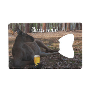 Kangaroo Relaxer avec la bière Australie Drôle