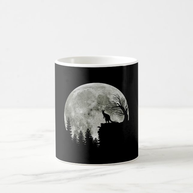 Kangaroo Stand auf dem Berg Spooky Halloween Moon Kaffeetasse (Mittel)