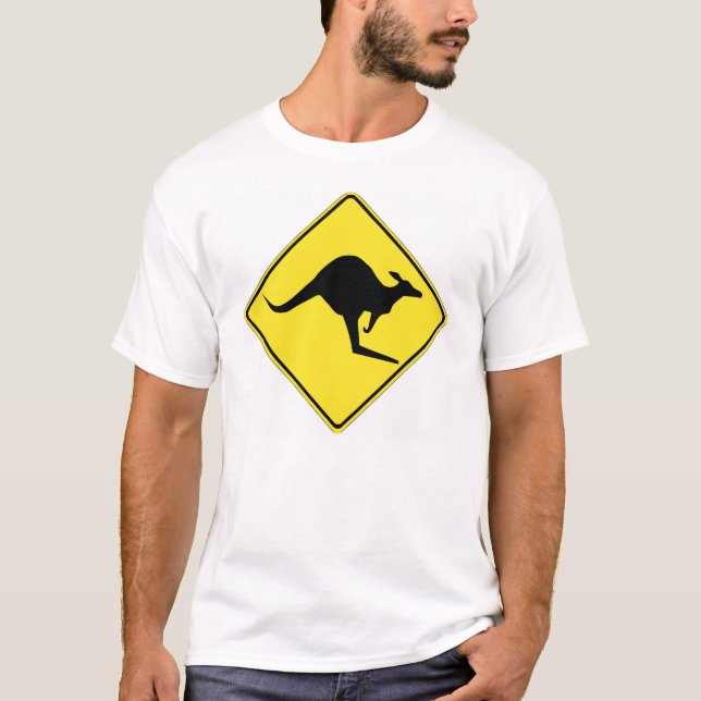 Känguru, der 1 kreuzt T-Shirt (Vorderseite)