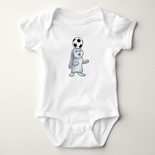 Kaninchen als Fußballspieler mit Fußball Baby Strampler (Vorderseite)