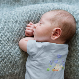 Kaninchen mit KarottenCartoon Gezeichnet Baby Strampler
