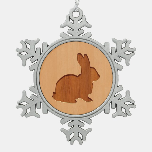 Kaninchen-Silhouette graviert auf hölzernem Schneeflocken Zinn-Ornament (Vorderseite)