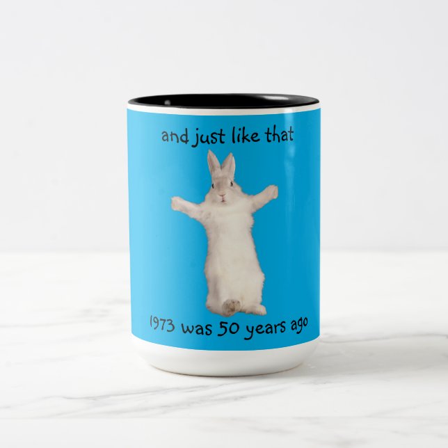 Kaninchen-Spaß-Tasse der 70er Jahre Zweifarbige Tasse (Mittel)