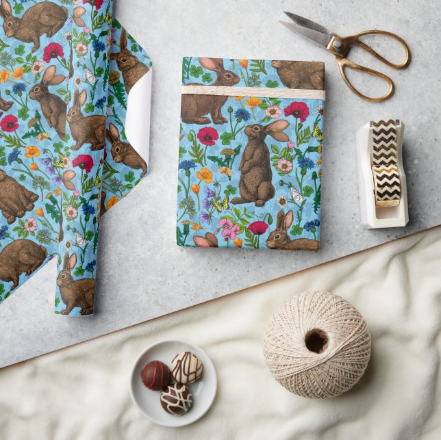 Kaninchen und Wildblumen Geschenkpapier (Basteln)
