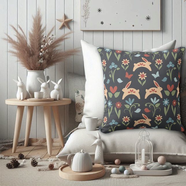 Kaninchen Wildblumen Vögel Folklorekunst Kissen (Von Creator hochgeladen)