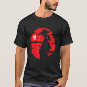 Kanji Steel auf der Silhouette Samurai mit T-Shirt