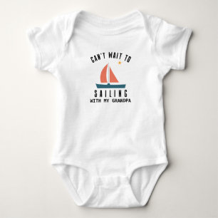 Kann es kaum erwarten, mit Opa zu segeln Baby Strampler