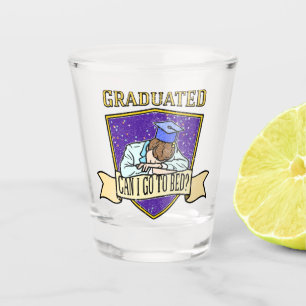 Kann ich jetzt wieder schlafen gehen in meinem Sen Schnapsglas