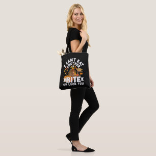 Kann keinen weiteren Bissen essen Oh schau Pie Lus Tasche