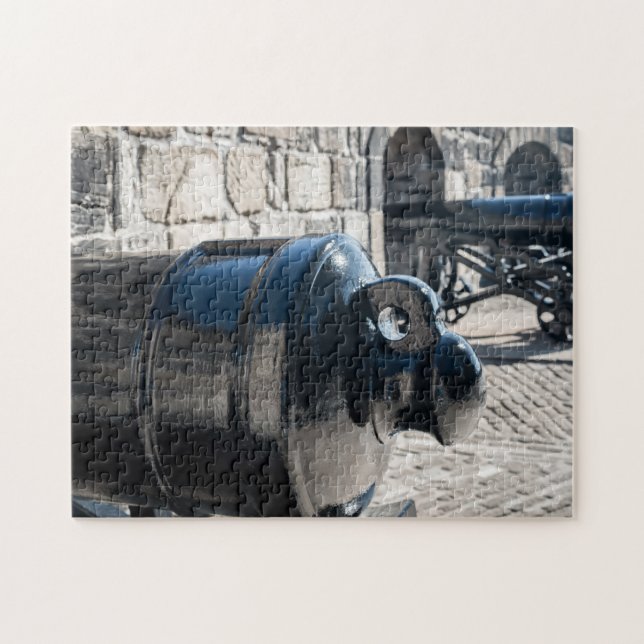 Kanonen Edinburgh Castle. (Horizontal)