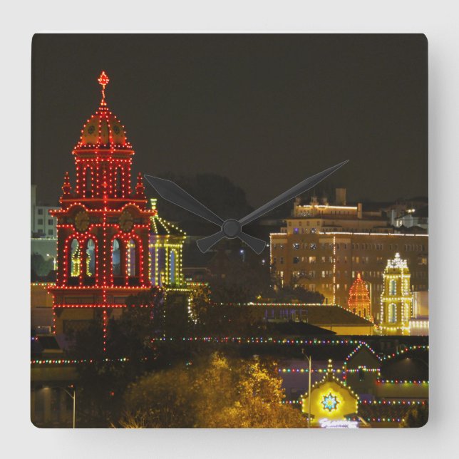 Kansas City Plaza Lights Quadratische Wanduhr (Vorderseite)