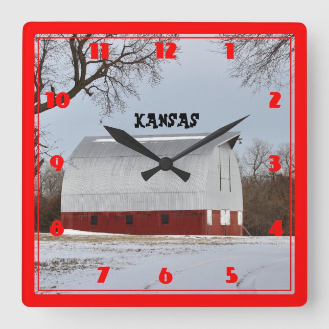 Kansas Red Barn Quadratische Wanduhr (Vorderseite)