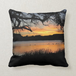 Kansas-Sonnenuntergang am See-Scott-Staats-Park Kissen