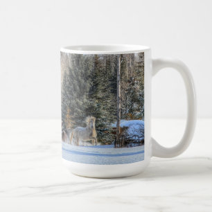 Kantern, Laufpferde im Winterschnee-Foto Kaffeetasse