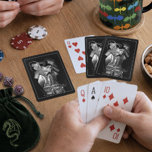 Kantige schwarze weiße tätowierte Drachenfrau Spielkarten