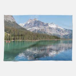 Kanu am berühmten Emerald Lake - Yoho NP, Kanada Geschirrtuch