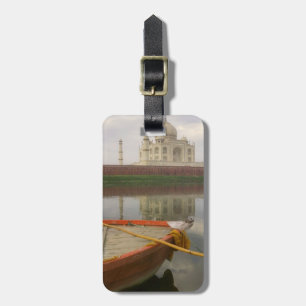 Kanú im Wasser mit Taj Mahal, Agra, Indien Gepäckanhänger