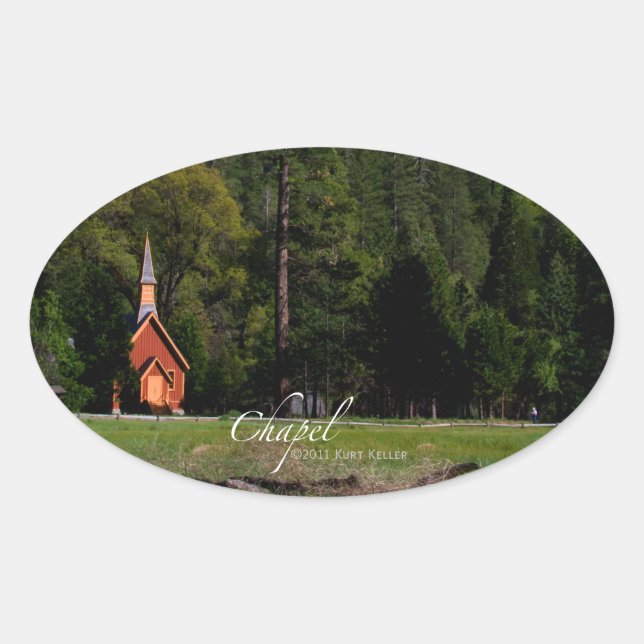 Kapelle bei Yosemite Ovaler Aufkleber (Vorderseite)