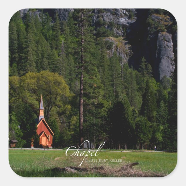 Kapelle bei Yosemite Quadratischer Aufkleber (Vorderseite)