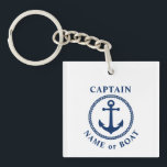 Kapitän Name oder Boot Sea Anchor Foto Zurück Weiß Schlüsselanhänger<br><div class="desc">Ein Wassersport-Thema, zweiseitig, Schlüsselanhänger. Auf der Vorderseite ist Ihr personalisierter Name, Ihr Bootsname oder ein anderer Text und der Captain Rank oder ein anderer Titel, wie gewünscht. Auf der Vorderseite befindet sich auch ein individueller Seeanker mit grauem Design. Auf der Rückseite finden Sie Ihr persönliches Foto- oder Bootsbild. Dieser Schlüsselring...</div>