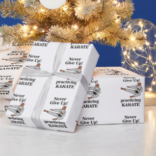 Karate Black Belt verzichten niemals auf Kampfkuns Geschenkpapier