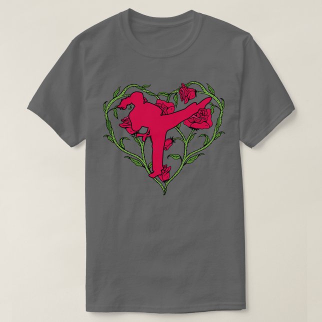 Karate Girl Mae Geri Karate Kick Karate Fight Judo T-Shirt (Design vorne)