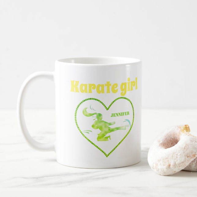 Karate Kick Girl Niedliche moderne Vorlage Kaffeetasse (Mit Donut)