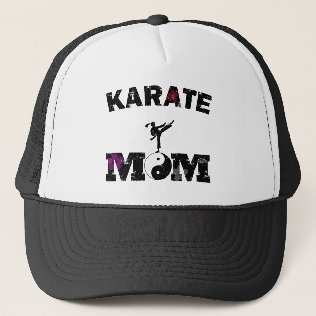 Karate MAMA Truckerkappe (Vorderseite)