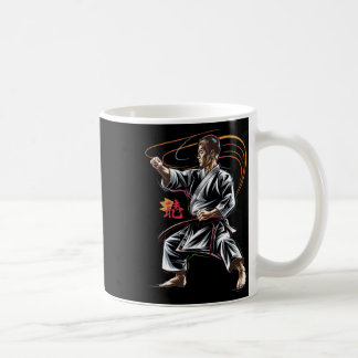 Karate Master in Aktion für Kampfkunstfans Kaffeetasse