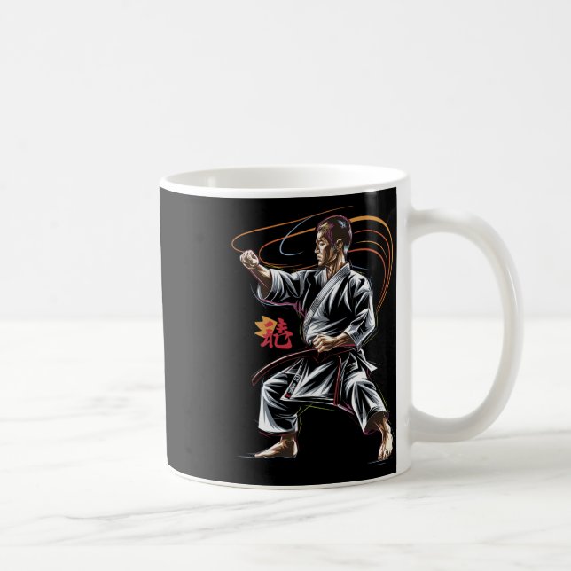Karate Master in Aktion für Kampfkunstfans Kaffeetasse (Rechts)