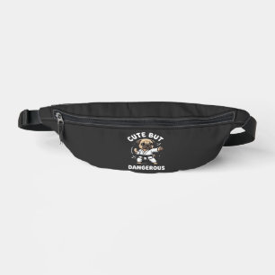 Karateka Pug Chien Mignon Mais Dangereux