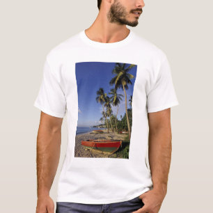 KARIBIK, Grenada, St. George, Boote auf Palmen T-Shirt
