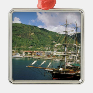 Karibik, St. Lucia, Soufriere. Boote in Silbernes Ornament