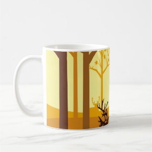 Karibische Silhouette im Wald auf dem Herbstmeer Kaffeetasse