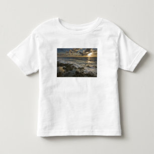 Karibisches Meer, Kaimaninseln. Brechende Wellen 2 Kleinkind T-shirt