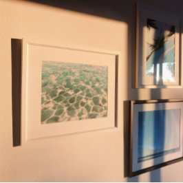 Karibisches Wassermuster und Texturfotografie Poster