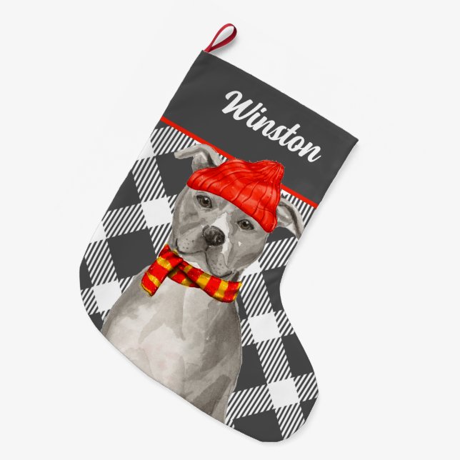 Kariert mit einem Graupitbull und dem Namen des Hu Großer Weihnachtsstrumpf (Vorderansicht (hängend))