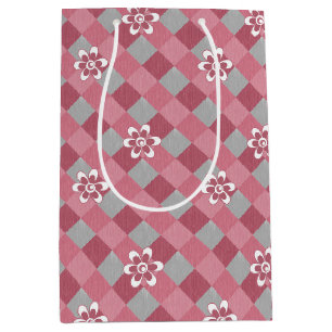 Kariert mit Kamille Blume in Grau und Rosa Mittlere Geschenktüte