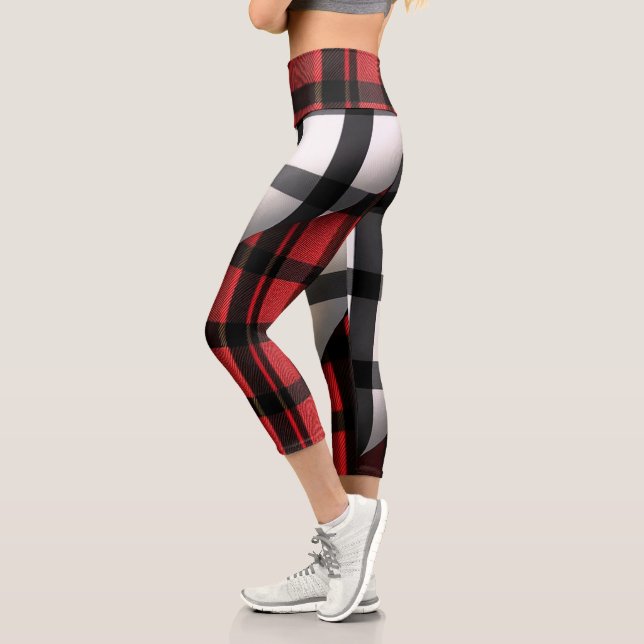 Kariert Moderne Abstrakte Rote Schwarze Karierte S Capri Leggings (Links)