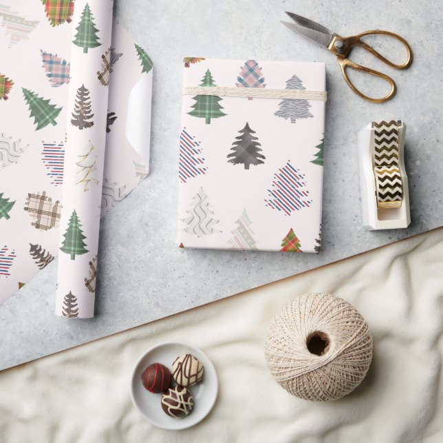 Karierte Gemusterte Weihnachtsbaumen aus Weiß Geschenkpapier (Kunsthandwerk)