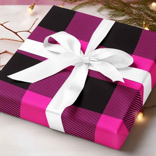 Karierte Weihnachten in Pink und Black Buffalo Geschenkpapier (Hot Pink and Black Buffalo Plaid Christmas Wrapping Paper)