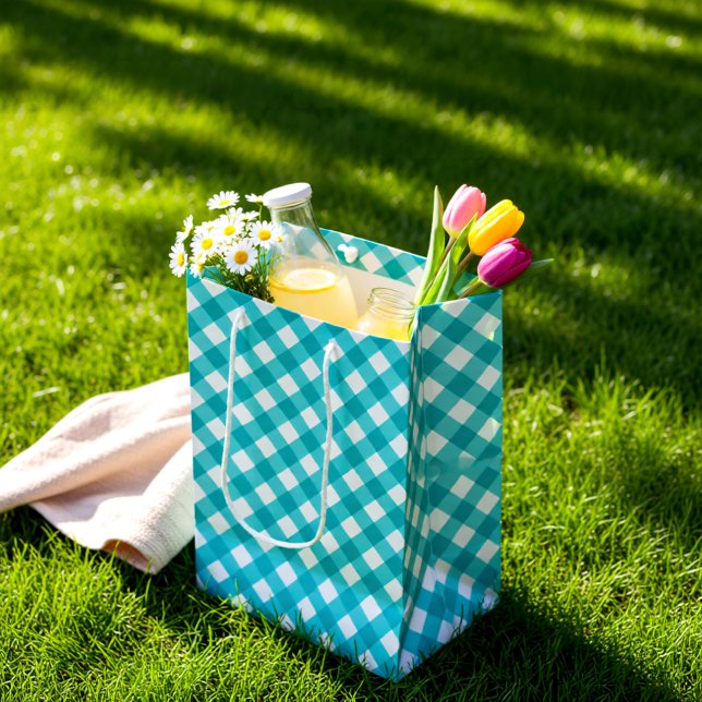 Karierter Sommer mit blauem Tartar Mittlere Geschenktüte (Aqua Blue Summer Plaid – Modern Tartan Medium Gift Bag)