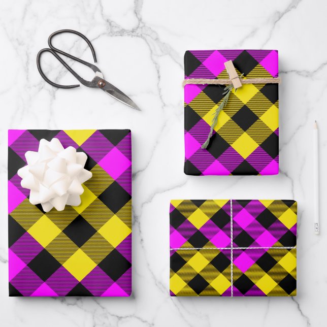 Karierter Urlaub in Rosa und Gelb Buffalo Geschenkpapier Set (Vorderseite)