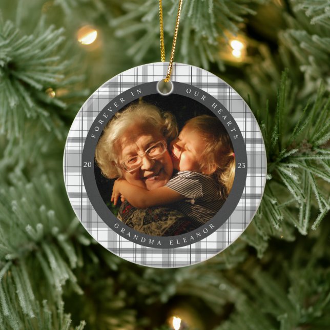 Kariertes Karkohledenkmal - Zwei Foto Keramik Ornament (Baum)
