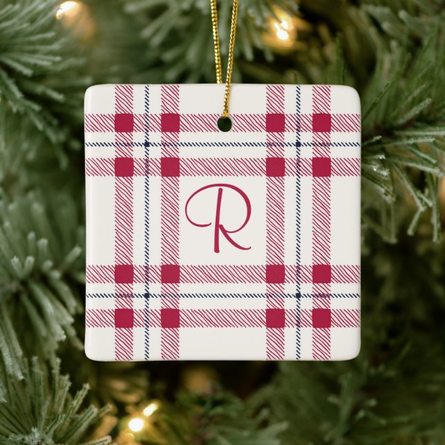 Kariertes Monogram Red Farm Country Weihnachten Keramikornament (Baum)