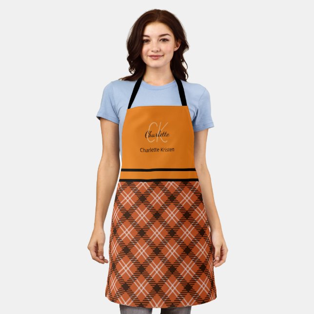 Kariertes Monogramm Orange Fall Schürze (Getragen)